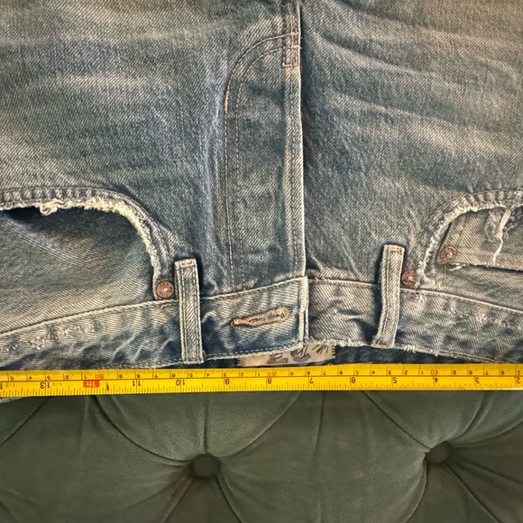 Free People The Maggie distressed cut off Jean shorts size 27 buttonfly - Picture 4 of 4